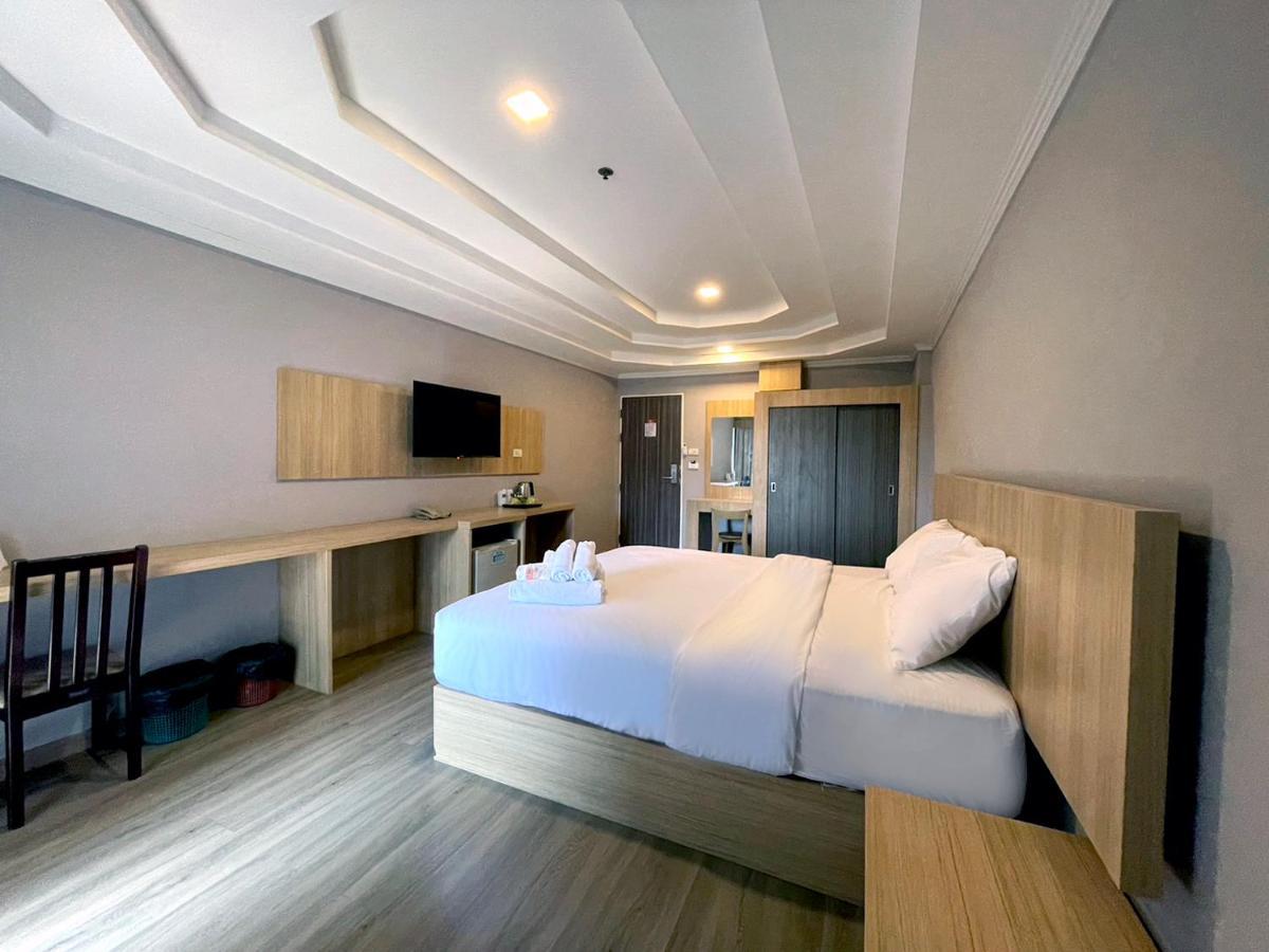 Grand Tara Garden Thai Hotel Bangkok Exterior photo