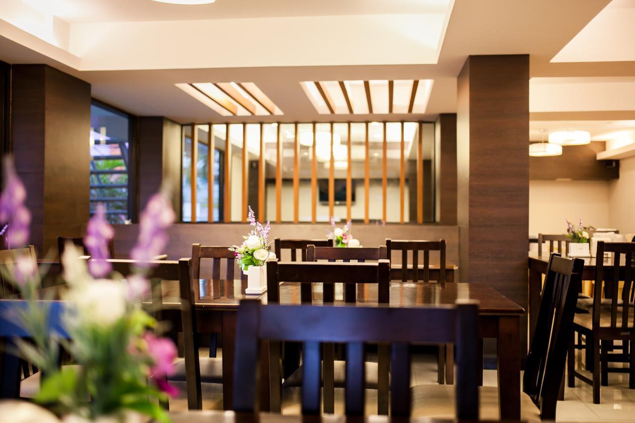Grand Tara Garden Thai Hotel Bangkok Exterior photo