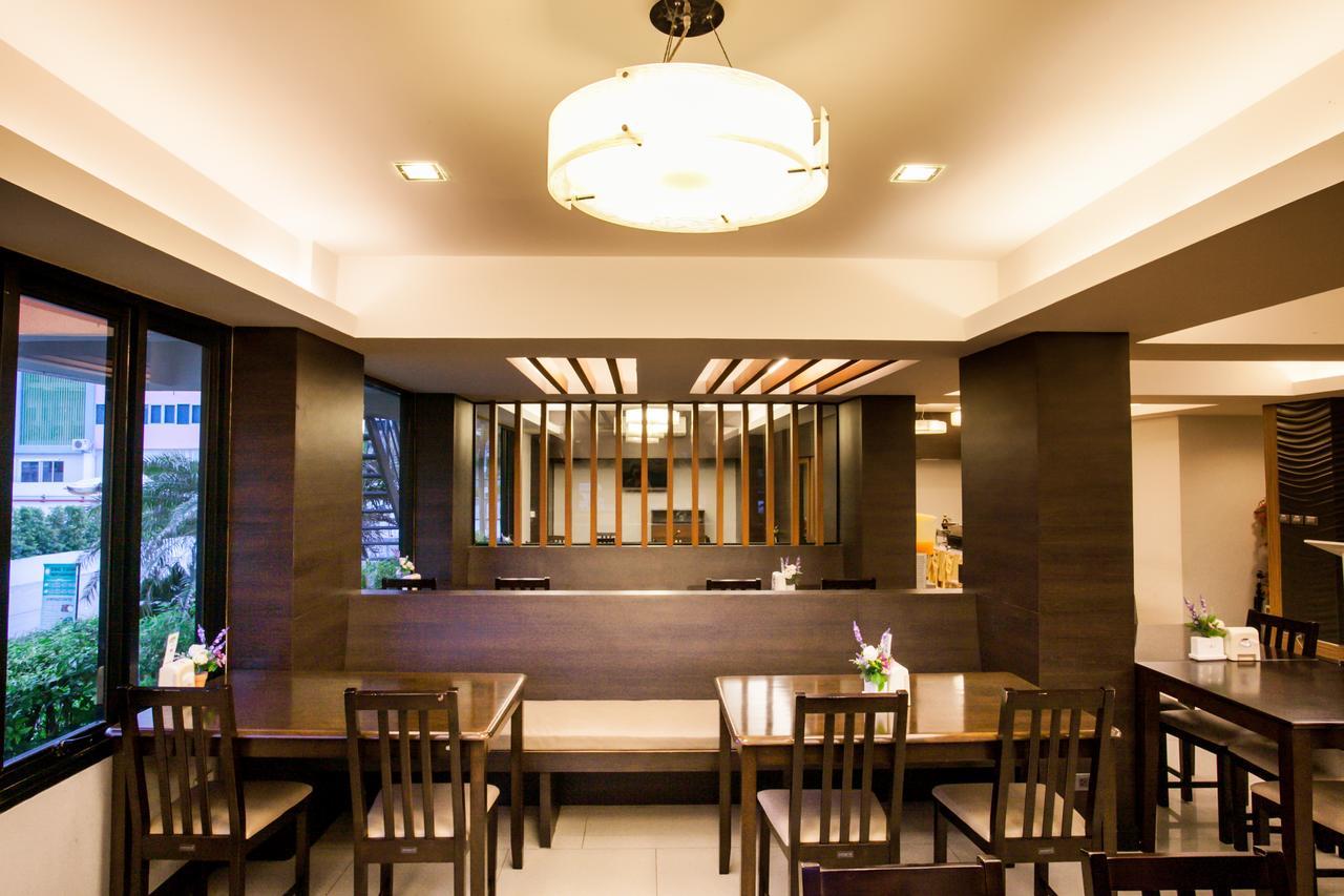 Grand Tara Garden Thai Hotel Bangkok Exterior photo
