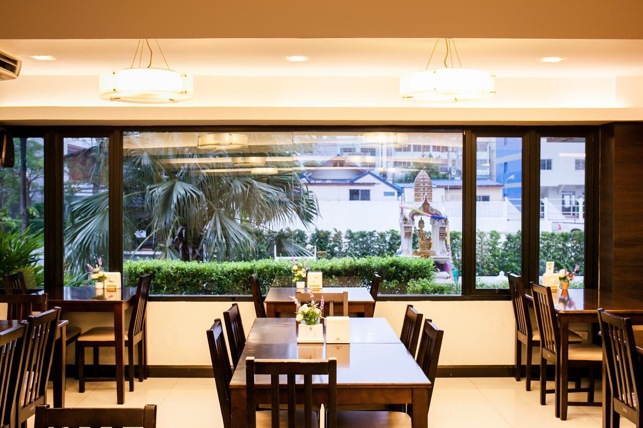 Grand Tara Garden Thai Hotel Bangkok Exterior photo